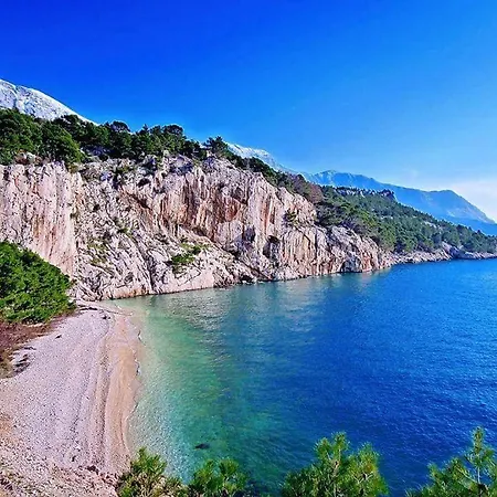 J&b - Beachside Apartment *